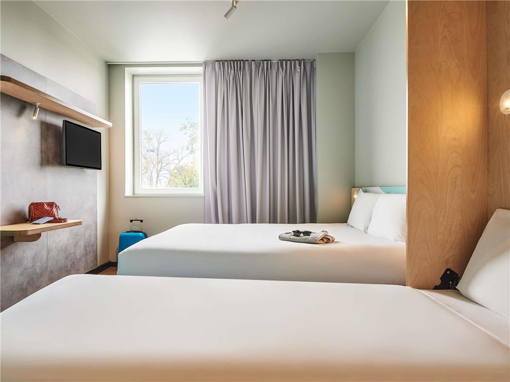 Ibis Budget Brest Sud Plougastel - Hotel Renove Room photo